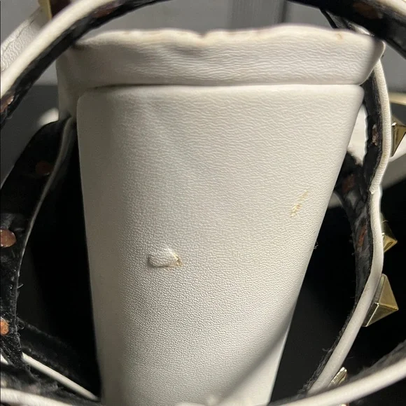 SHEIN White Heels with Gold Studs - Picture 5 of 7